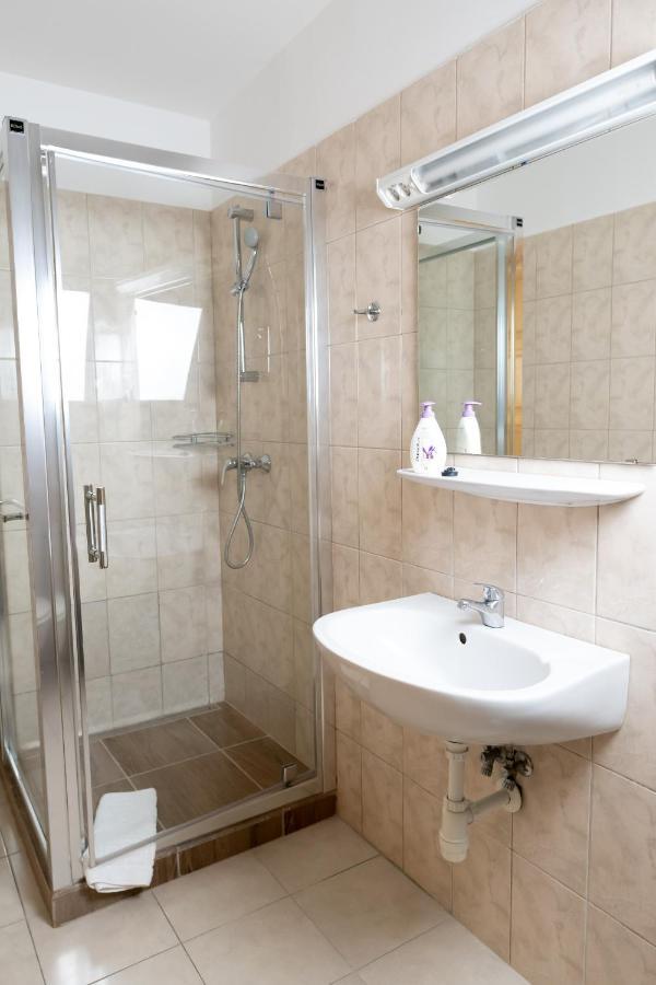 Liszt Apartman Pécs Extérieur photo
